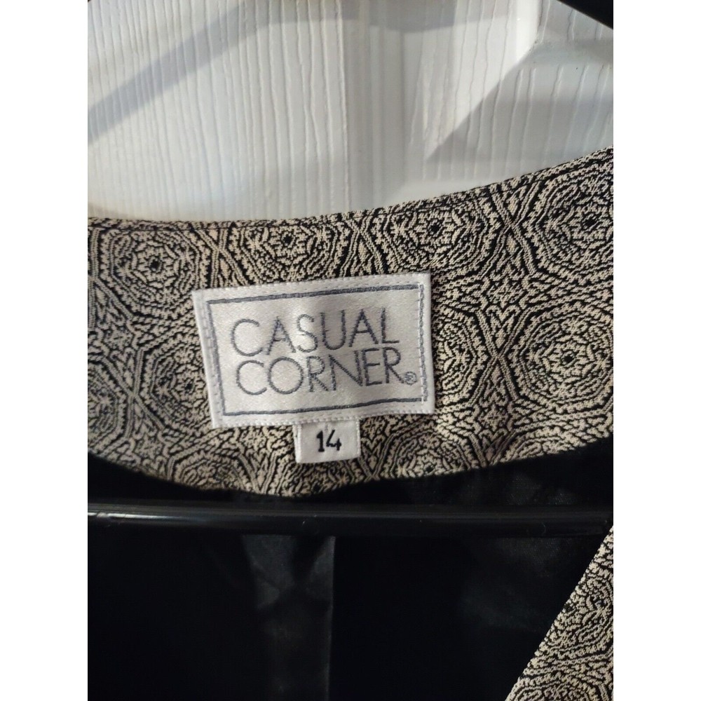 Casual Corner Dress Jacket Size 14 Gray Black Accent Button and Pocket Trim - Picture 2 of 8